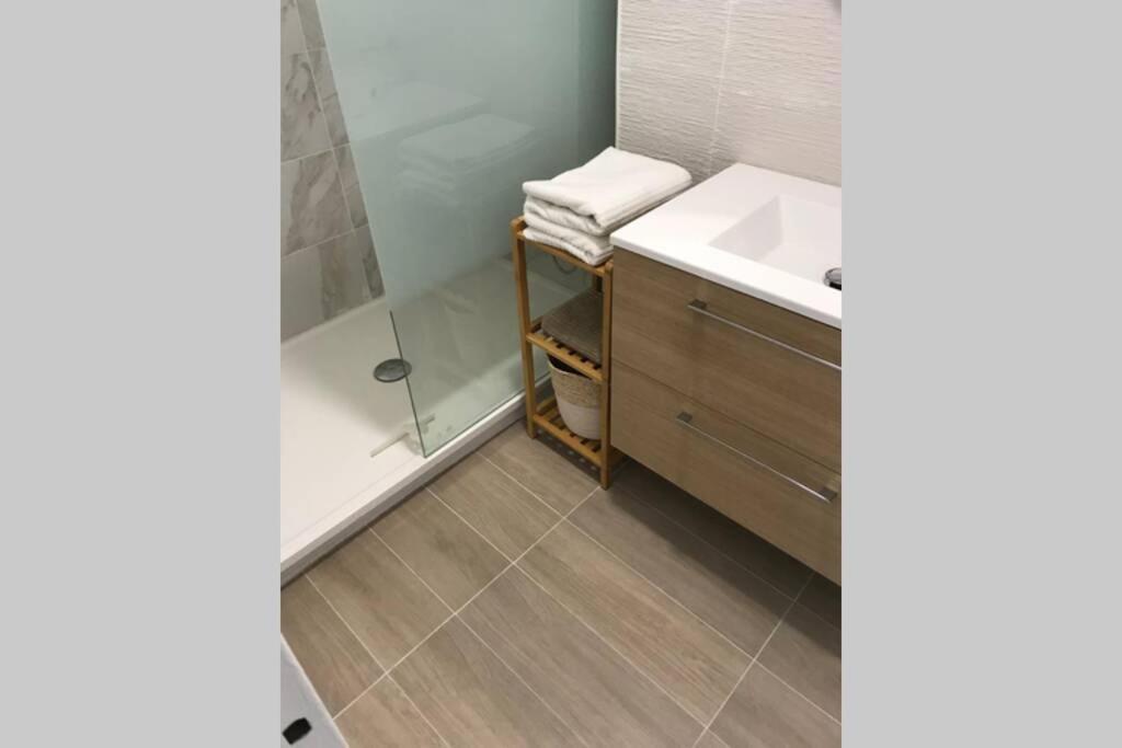 Serenidad - Appartement cosy 50m2 et Parking Chateauroux Bagian luar foto