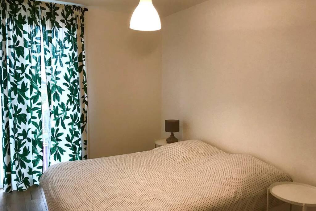 Serenidad - Appartement cosy 50m2 et Parking Chateauroux Bagian luar foto